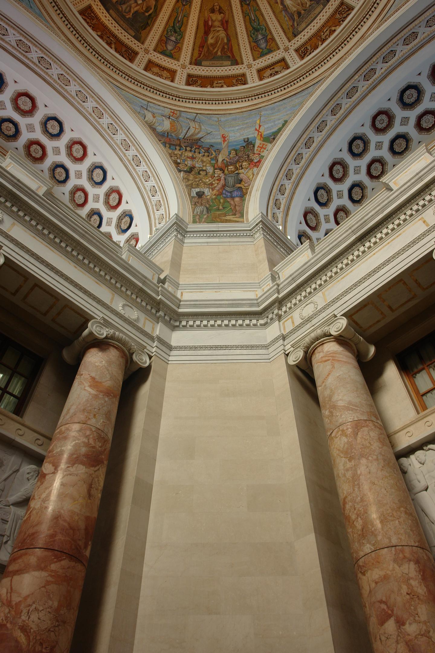 Capitolio de Puerto Rico - San Juan (Puerta de Tierra) - 2011 00091